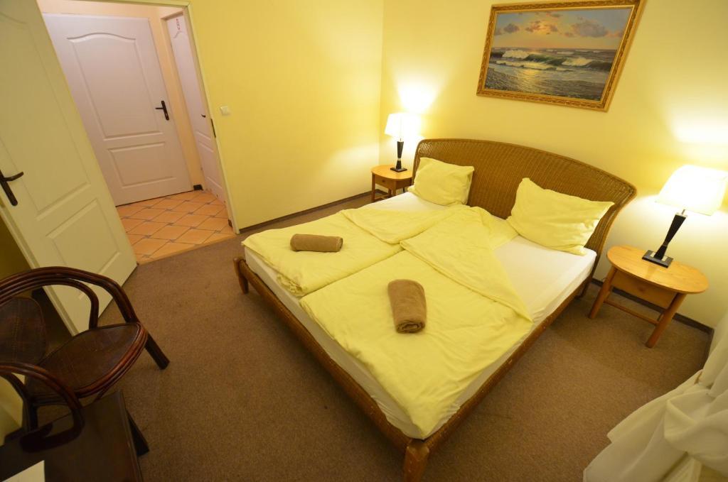 Hotel Stawisko Klaudyn Eksteriør bilde